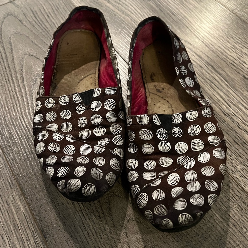 Toms